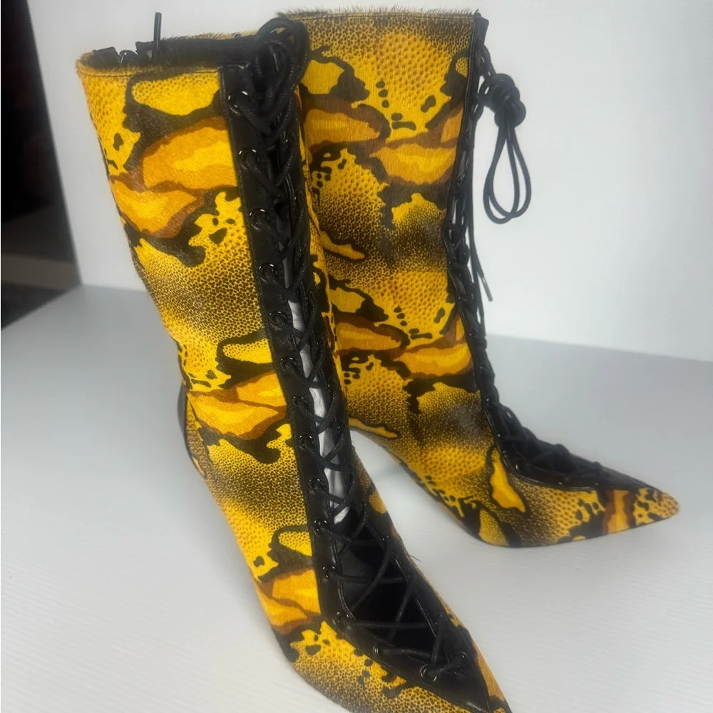 Azalea Wang Oliver’s Yellow & Black Lace Up Stiletto Size 7 Statement Heels - Picture 3 of 9